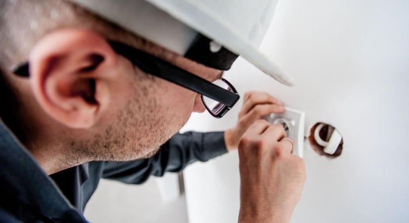 Mikor érdemes cserélni az elektromos vezetékeket? – Szakértő válaszol