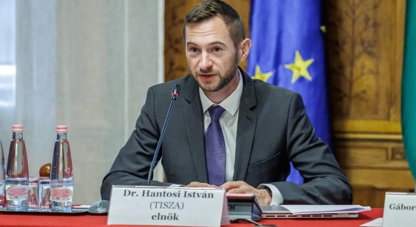 Unger Anna NVVH-elnök leendő helyettesei zöld jelzést kaptak