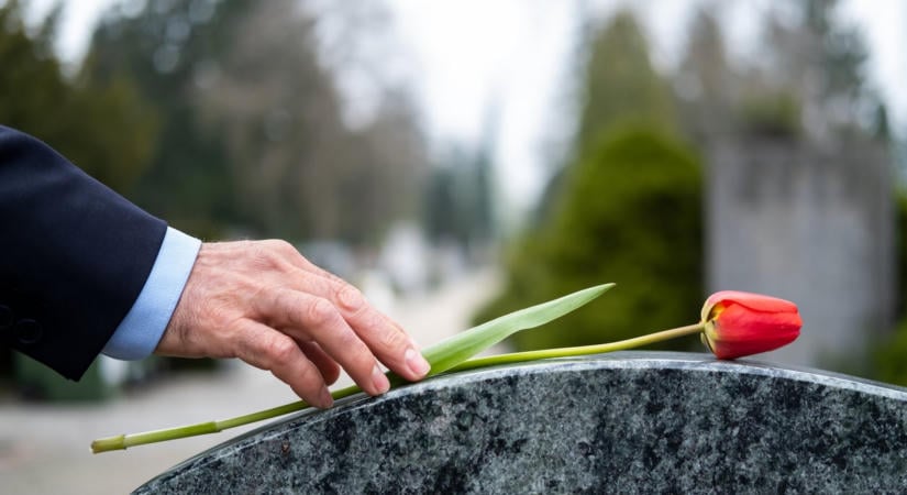 „A nagynéném temetésén egy férfi azt mondta, én vagyok a lánya” – a mondat, ami mindent felforgatott
