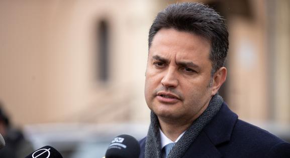 Márki-Zay Péternek el kellene döntenie: konzervatív vagy Kossuth-követő