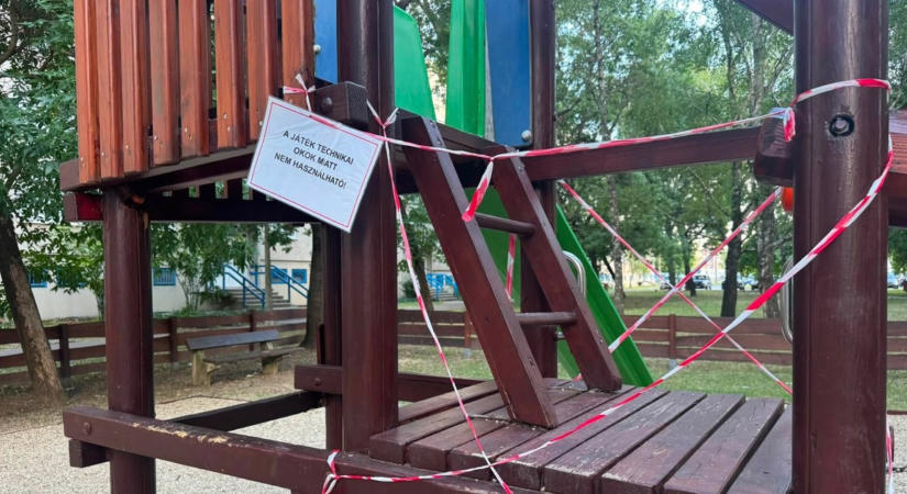 Már egy hónapja lezárva az életveszélyes egri játszótér – a lakók szerint tavaly óta nem képesek megcsinálni