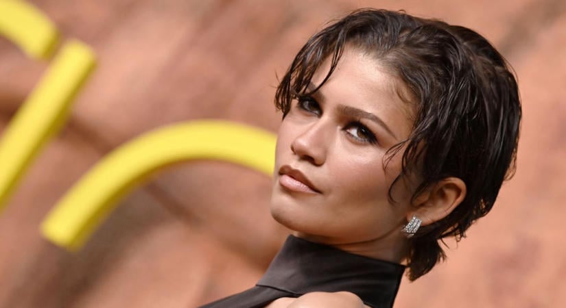 Zendaya konkrétan Halle Berrynek öltözött az Emmy-gálán – A színésznő az Instán reagált az Eufória sztárja megjelenésére: FOTÓK