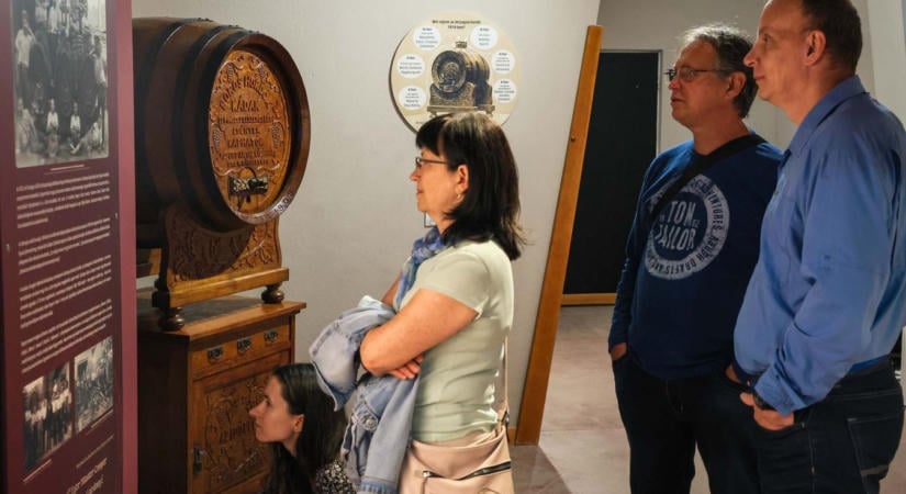Az egri bor titkai kerültek elő: ilyen kiállítás még nem volt a várban