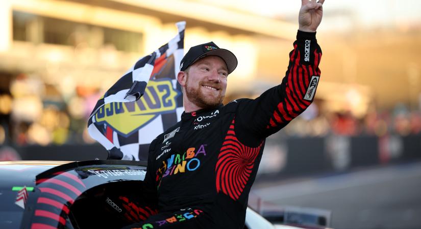 A 23XI leuralta a mezőnyt a NASCAR Cup darlingtoni időmérőjén