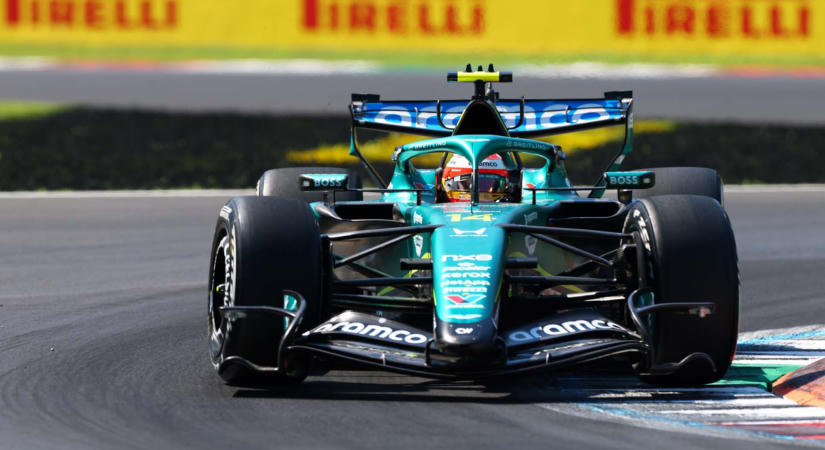 Alonso és Lawson is a bokszutcából rajtol Monzában
