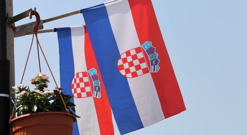Egyelőre maradnak a fizetőkapuk a horvát autópályákon