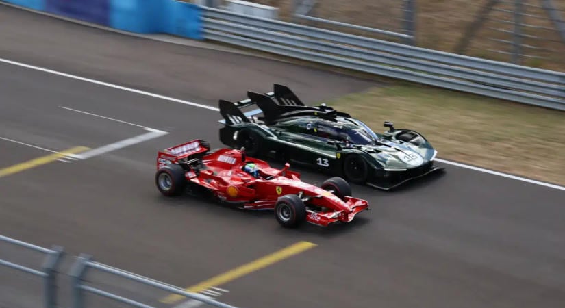 Puzzle: Az F1-es Ferrari csapott össze a méregdrága 499P Modificatával!