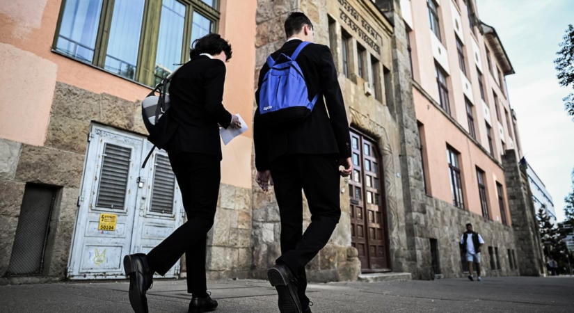 Jövő hétfőn kezdődik az őszi érettségi vizsgaidőszak, mintegy huszonötezer diákot érint