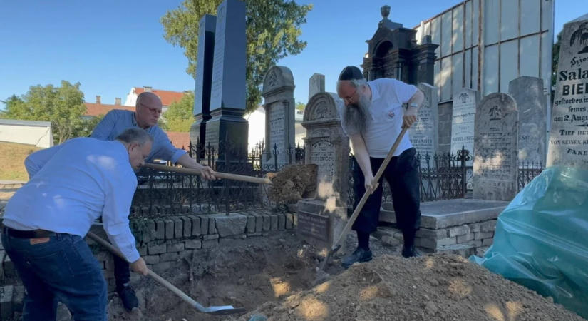 Jeruzsálembe szállítják Herzl Tivadar nagyszüleinek földi maradványait