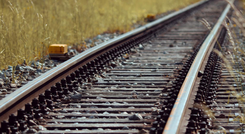 Nagy baj történt az esztergomi vasútvonalon
