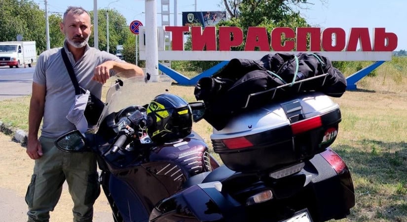 Háromszázezer kilométer motoron, tizenkét óra egy különös országban – Kancsár Zsolt mesélt a kalandjairól