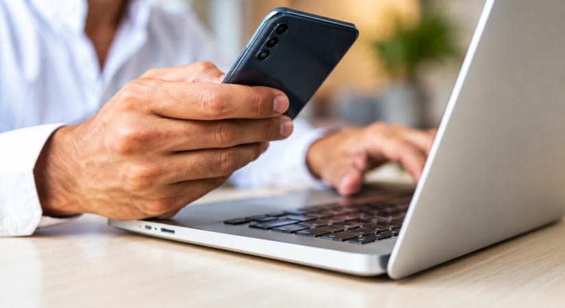 Már az átutalások harmada mobiltelefonnal indul