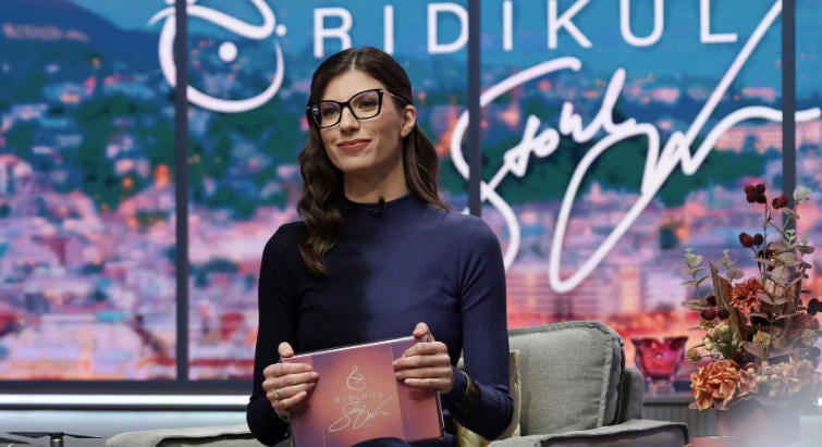 Itt a nagy bejelentés: Bródy János újra a köztévében