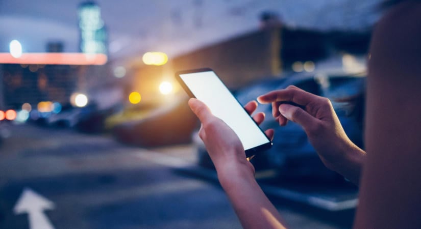 Körforgás – Már nem csupán a pénz miatt van, hogy minden kilencedik mobil felújított készülék