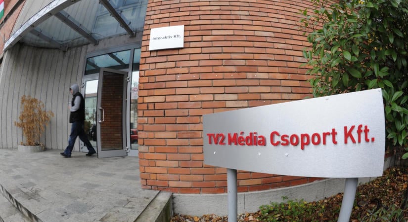Hazug Tények helyett álhíradó