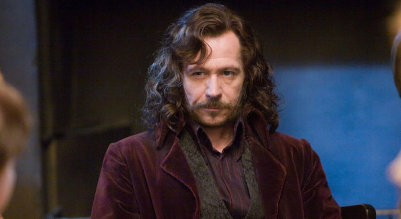 Gary Oldman szerint a Harry Potter-sorozat jobban kielégíti majd a nézők igényeit, mint a Warner filmjei, és el is mondta, hogy miért érzi így