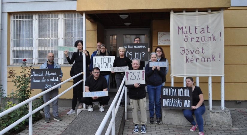 Nyíltan kimondták a szolnoki dolgozók – nem bírják tovább a méltatlan helyzetet