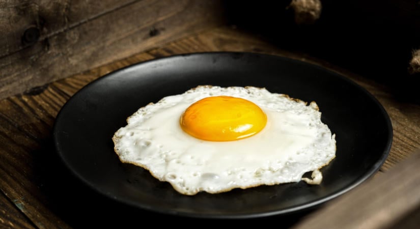 Így üsd fel a tojást, ha tökéletesen szeretnéd elkészíteni