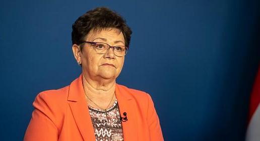 Müller Cecília: mehetünk látogatni idősotthonba, de ha lehet, maradjunk az udvaron