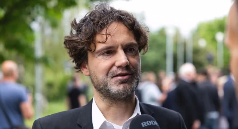 Havasi Bertalan: Magyar Péter az első miniszterelnök a világon, akit telefonlopás miatt ítélhetnek el