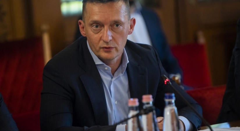 Rogánékat, Varga Juditot és Navracsicsot is beidéznék a Végrehajtási Visszaéléseket Feltáró Bizottság tiszás tagjai