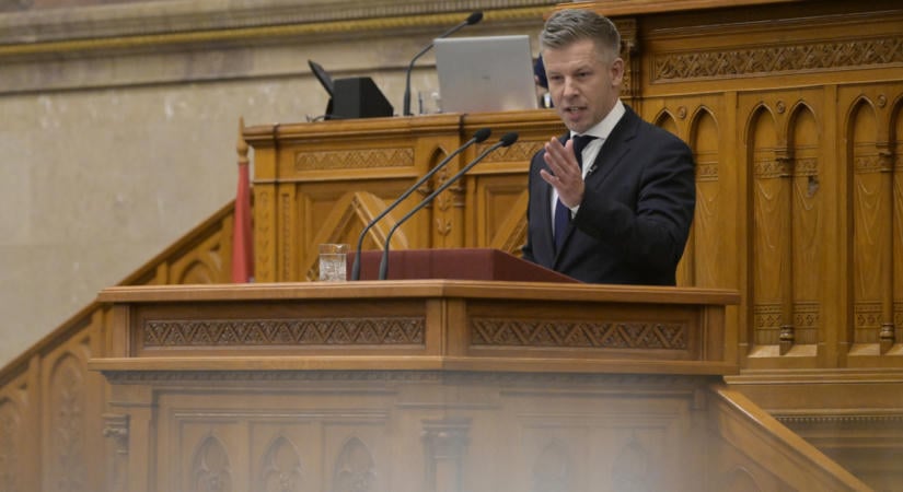 Szja-csökkentés, béremelések és nagy bejelentések, de hiányzik a konkrét költségvetési tervezet