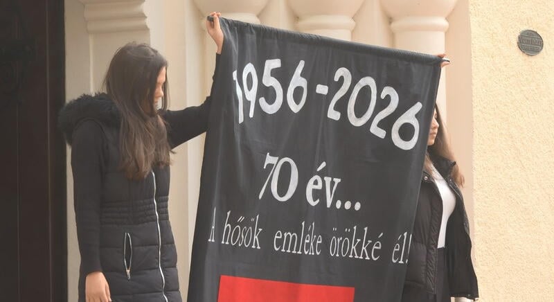 Dicsőség a hősöknek!