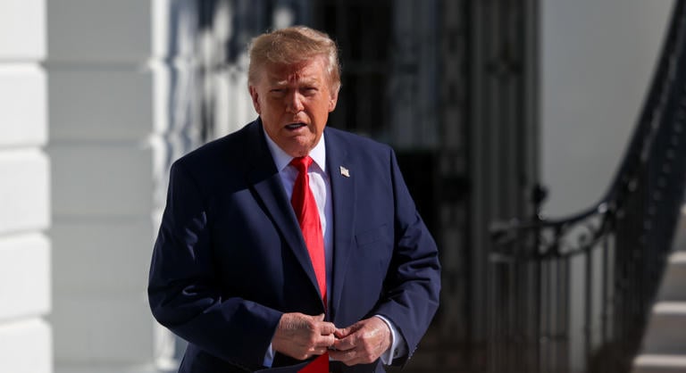 Donald Trump viszakozott a kanadai vámokkal egy maine-i szenátor újraválasztása érdekében