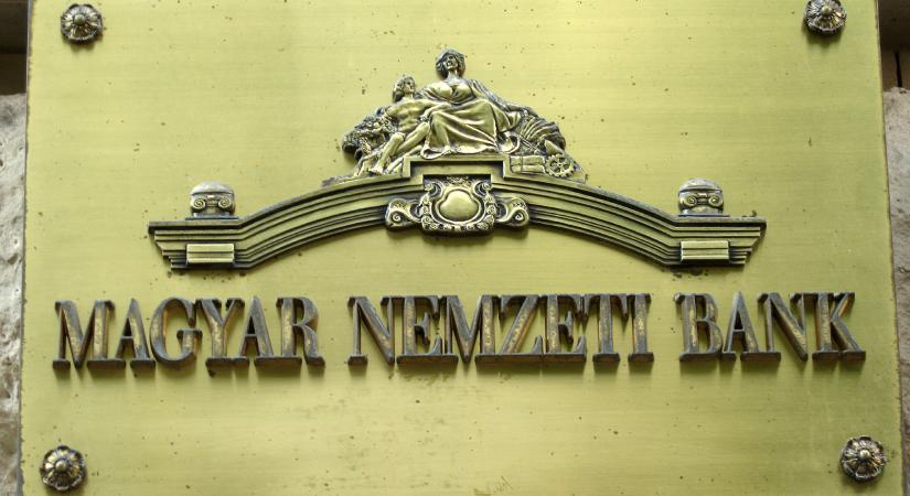 Egyhangúlag döntött a kamatkondíciókról a monetáris tanács