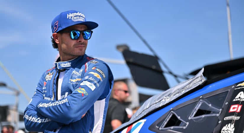 Törölték a NASCAR Cup időmérőjét, Kyle Larson kapta meg a bristoli pole-t