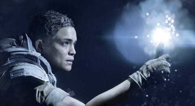 Az idegeidre megy a Gears of War: E-Day női főszereplője? Csinálj belőle R2-D2-t!