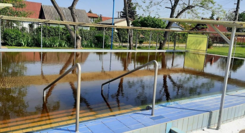 Gyógyvizes strandfürdő az Alföldön, ahol mostantól 2800 forintért fürödhet