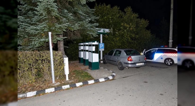 Kaposváron loptak el egy lezáratlan autót, a rendőrség őrizetbe vette a két elkövetőt