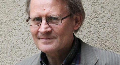 Tévedés, hogy mifelénk ne törhetne ki lázadás, mert olyan szorosak a nyugati bilincsek. Interjú Losoncz Alpárral