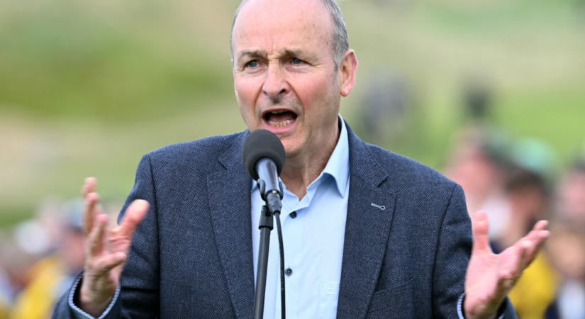 Az ír kormányfő megvédte a futballválogatott szövetségi kapitányát, miután az felszólalt Izrael ellen