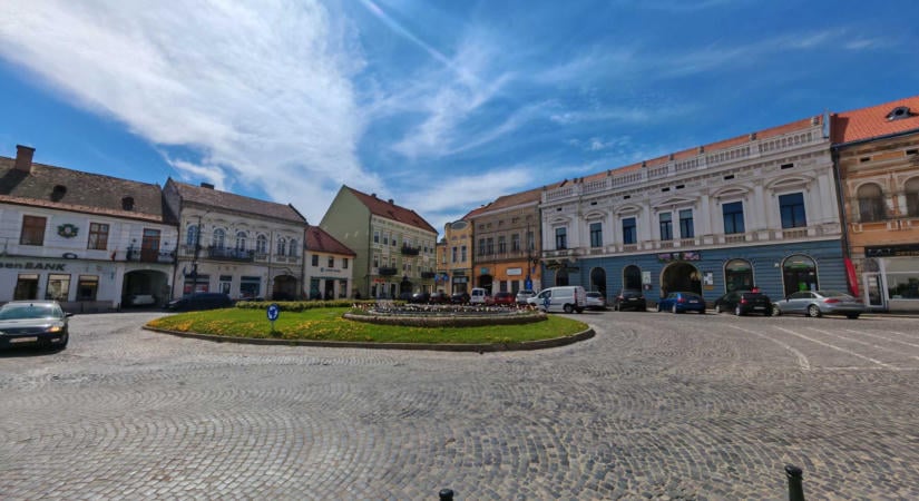 Megújul Kézdivásárhely főterének egy része