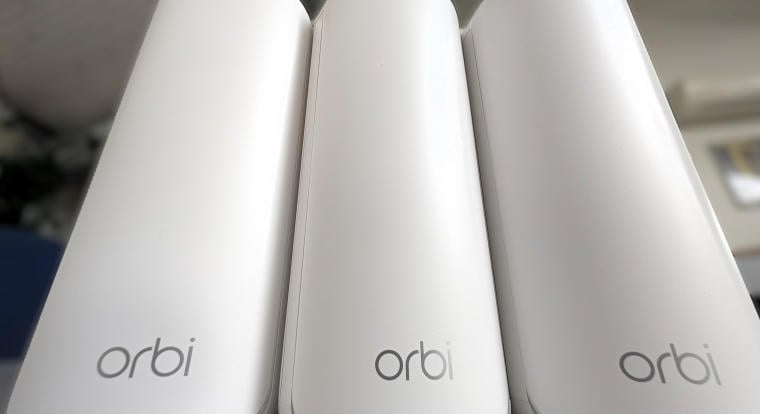 Netgear Orbi 770 (RBE773) teszt – A Wi-Fi 7 ereje és buktatói